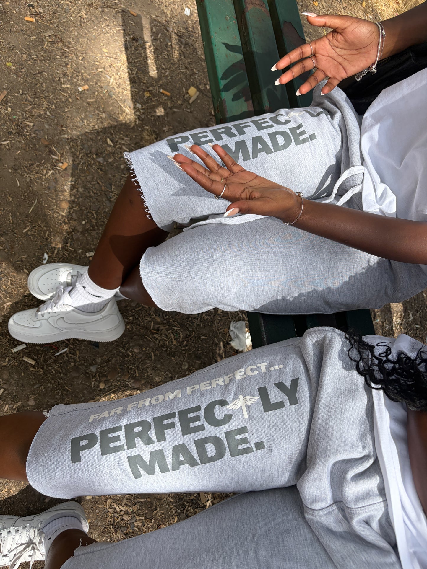 PERFECTLY MADE BAGGY SHORTS